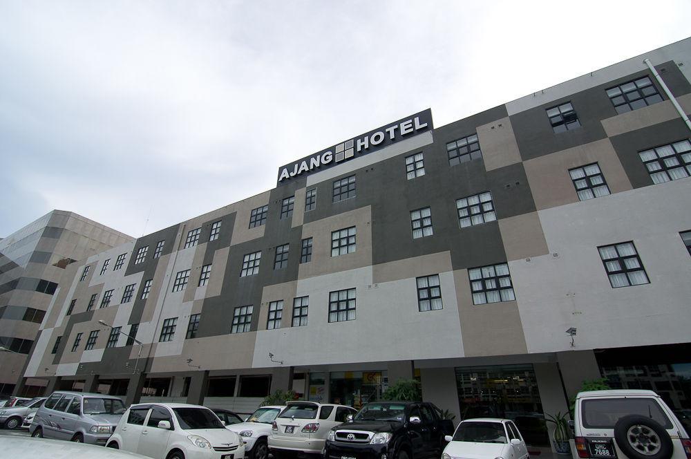 Ajang Hotel Miri Exterior photo